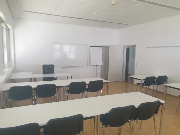 Abschließbares Büro in Klagenfurt am Wörthersee – Bürogemeinschaft in vielseitigem Gewerbeobjekt in Klagenfurt-St Peter — Bild 5