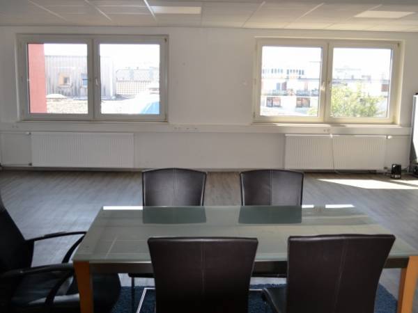 Bürogemeinschaft für Hundeliebhaber in Würzburg-Grombühl — Bild 2