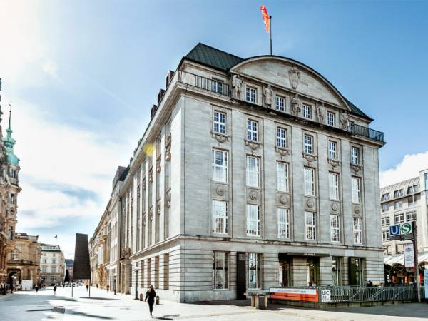 Exklusive Büros und Arbeitsplätze in historischem Ambiente in — Bild 1