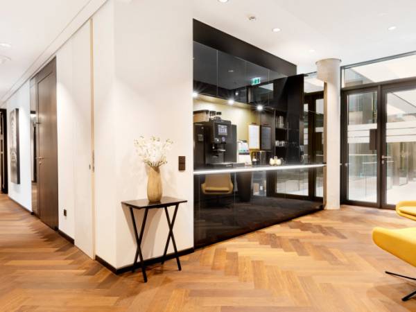 Exklusive Büros und Arbeitsplätze in historischem Ambiente in — Bild 5
