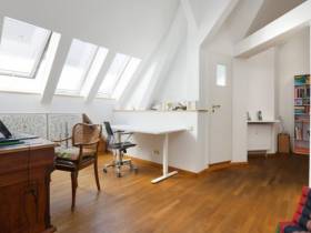 Ruhiger Arbeitsplatz im Zentrum Berlins