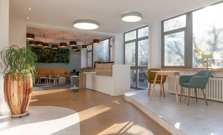 Empfangsbereich und Lounge