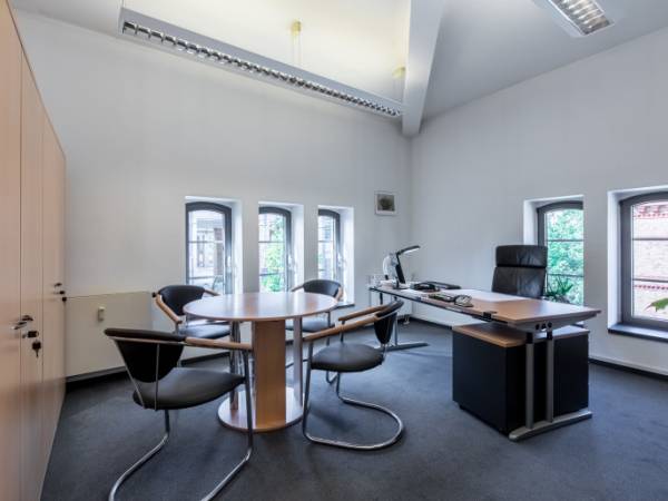 Modernes Business Center mit flexiblen Büros in Potsdam, Nördliche — Bild 3