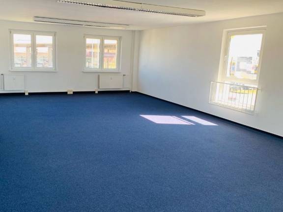 Helle Büroräume in Bürogemeinschaft in Berlin-Karlshorst — Bild 1