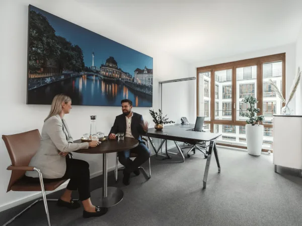 Abschließbares Büro in Berlin (Mitte) – Exklusive Büros & Meetingräume in Berlin-Mitte am Brandenburger Tor — Bild 5