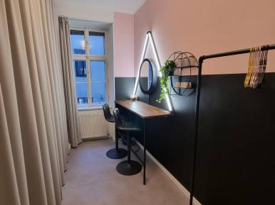 Büroplätze in Kreativmanufaktur mit Fotostudio zu vermieten — Bild 5