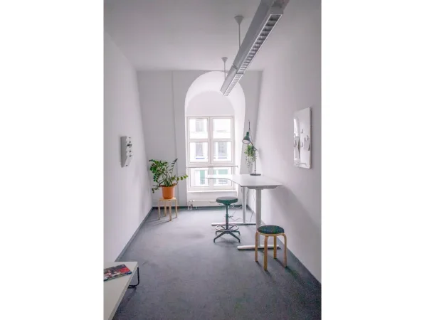 Abschließbares Büro in Berlin (Mitte) – Bürogemeinschaft mit Dachterrasse in Berlin-Mitte, 6. Etage — Bild 3