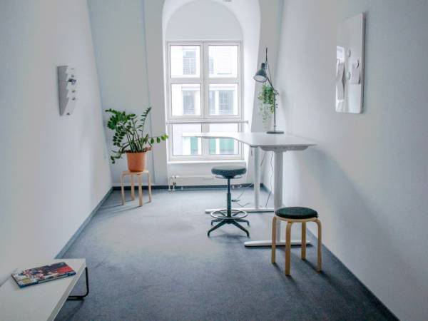 Neu eingerichteter Büroraum in Berlin-Mitte mit Dachterrasse — Bild 1