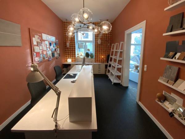Kreative Bürogemeinschaft im denkmalgeschützten Haus in — Bild 1