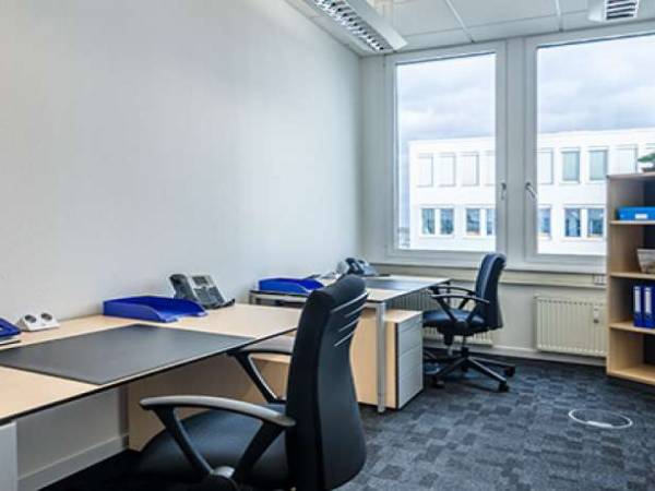 Modernes Business Center mit Coworking & Büros in Stuttgart-Vaihingen — Bild 4