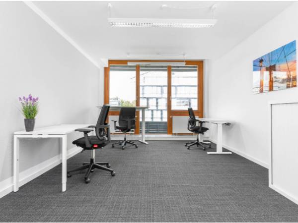 Modernes Business Center mit Dachterrasse in Stuttgart-Mitte — Bild 4
