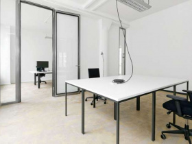 Möblierte Arbeitsplätze in schöner Loft Büroetage in Kreuzberg