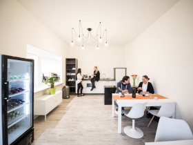 Coworking inklusive ruhigem Plätzchen am Wasser in Mitte