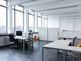 Schickes Büro im historischen Industriegelände des Monforts Quartier