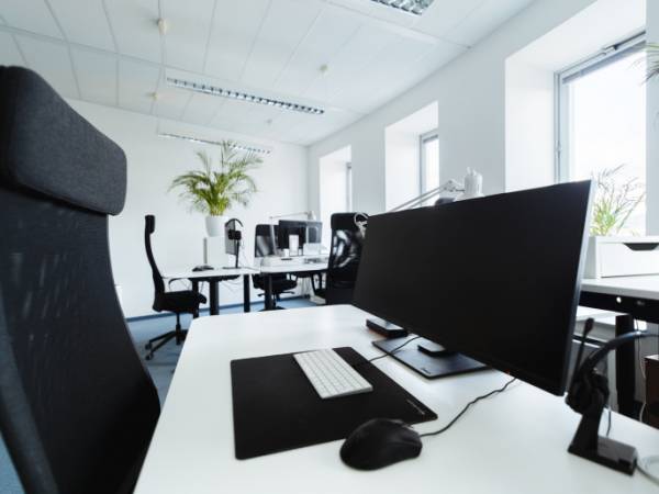 Moderner Coworking Space & Büros im Turm in Jena Zentrum — Bild 4
