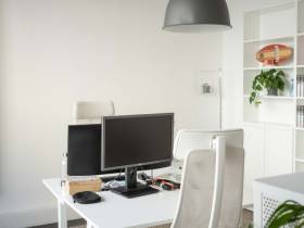 Schreibtisch/Büroraum in netter Bürogemeinschaft
