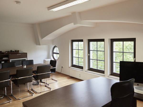Bürogemeinschaft mit Domblick in zentraler Kölner Altstadt-Nord — Bild 5