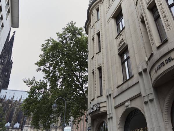 Bürogemeinschaft mit Domblick in zentraler Kölner Altstadt-Nord — Bild 8