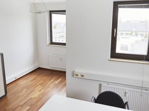 Bürogemeinschaft mit Domblick in zentraler Kölner Altstadt-Nord — Bild 3