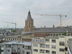 Traumhafte Lage direkt am Kölner Dom in einem historischen Gebäude