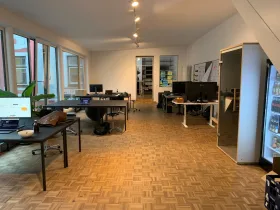Helle Bürogemeinschaft mit Dachterrasse in München Glockenbach