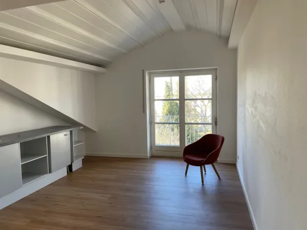 Bürofläche in Bad Tölz (Bad Tölz) – Großzügige Bürofläche mit Balkon und Blick in den Park — Bild 3