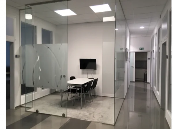 Abschließbares Büro in Köln (Ensen) – Modernes Business Center in Köln-Ensen am Rheinufer — Bild 5