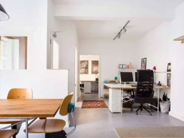 Abschließbares Büro in München (Maxvorstadt) – Helle & kreative Bürogemeinschaft in München-Maxvorstadt — Bild 2