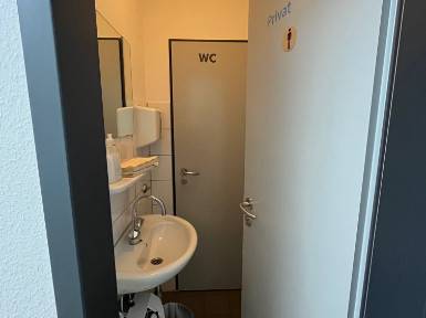 Große Büro- und Praxisflächen in Top Lage — Bild 8