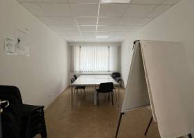 Büro/Praxisfläche