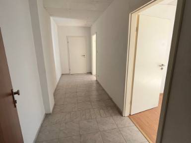 Vielseitiger Flache in Herten  Lager Büro Praxis Studio — Bild 3