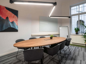 Professionelle Serviced Offices und Coworking in charmantem Altbau