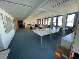 Schreibtischplätze in Stuttgart Fasenenhof zu vermieten
