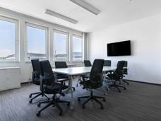 Elegante Büros und Coworking im Mediapark Unterföhring — Bild 4
