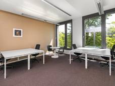 Modernes Coworking & Büros mit Panoramablick in — Bild 3