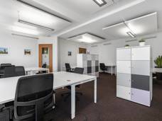 Modernes Coworking & Büros mit Panoramablick in — Bild 1