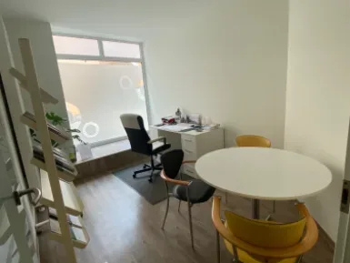 Abschließbares Büro in Lichtenstein-Sachsen – Sehr schicke und moderne Bürogemeinschaft in Lichtenstein-Sachsen — Bild 2