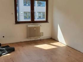 Büroräume mit gesamter Infrastruktur im Heusteigviertel