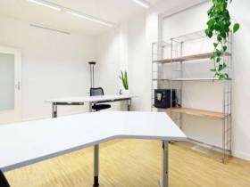 Heller Büroraum im Herzen von Berlin