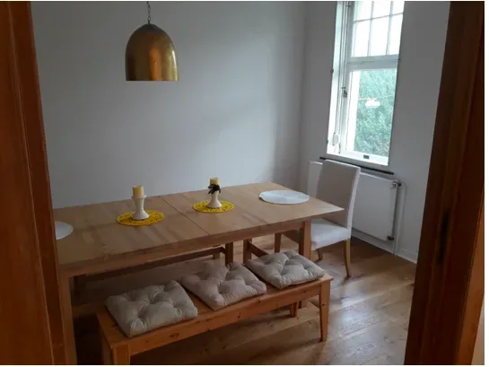 Abschließbares Büro in Krefeld (Stadtmitte) – Heller Büroraum im renovierten Altbau in Krefeld-Stadtmitte — Bild 2