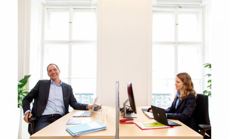 Sonnige Bürogemeinschaft im Altbau in Wien, Innere Stadt