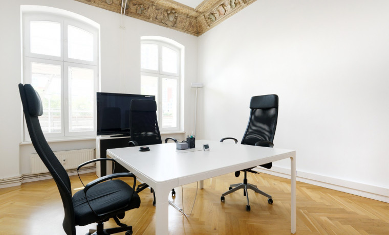 Open Desks Close To The Beautiful Spree In Berlin Mitte
