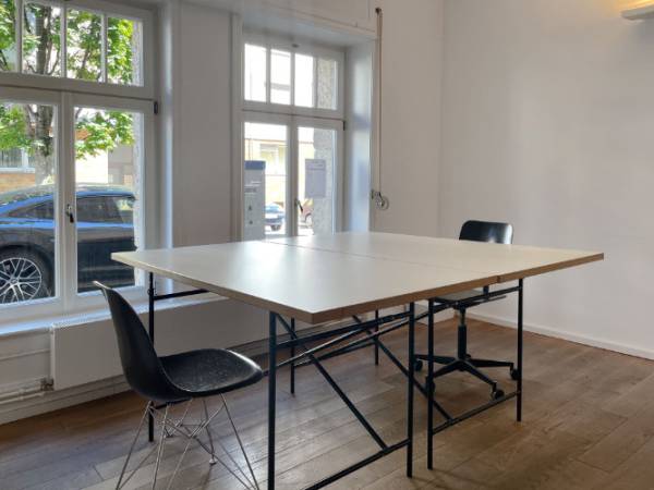 Büroraum mit 2–3 Arbeitsplätzen im Lehenviertel — Bild 2