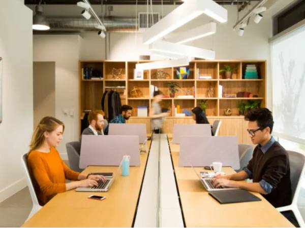 Stilvolle Designerbüros & Coworking im Art-déco-Gebäude in — Bild 6
