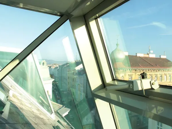 Schreibtischplatz in Wien (Alsergrund) – Kreative Bürogemeinschaft im Dachgeschoss in Wien-Alsergrund — Bild 5