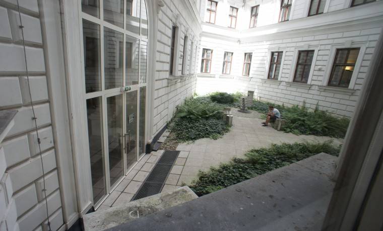 Arbeitsplätze in repräsentativem Coworking in begehrter Innenstadtlage