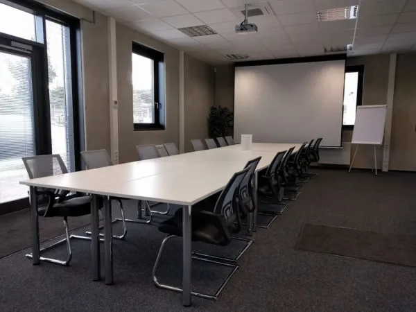 Abschließbares Büro in Heimsheim – Professionelle und flexible Büroräume in Heimsheim-Egelsee — Bild 3