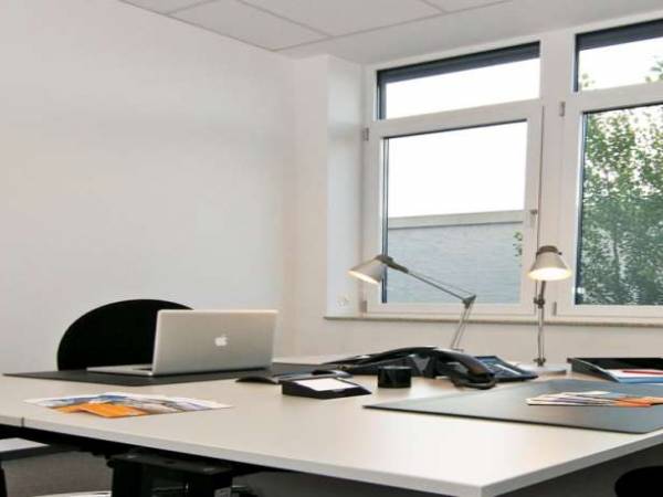 Modernes Business Center mit Büros & Coworking in Neu-Isenburg — Bild 6