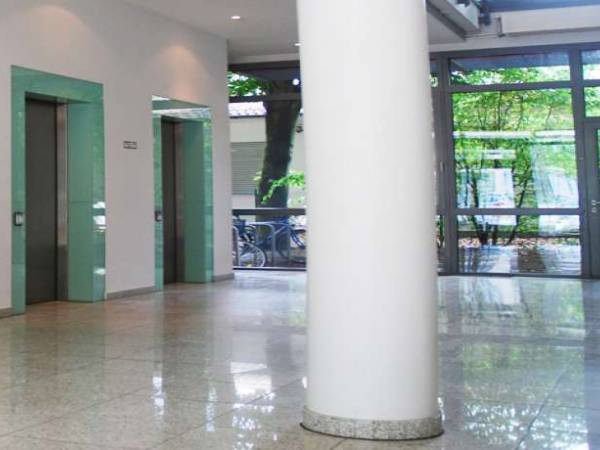 Modernes Business Center mit Büros & Coworking in Neu-Isenburg — Bild 7
