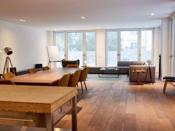 Abschließbares Büro in Köln (Altstadt-Nord) – Modernes Loft als Coworking & Event Space in Köln Altstadt-Nord — Bild 2